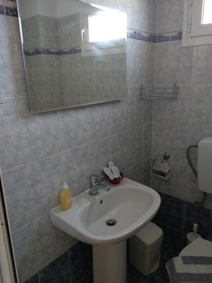 Nick Rooms Stavros  Ngoại thất bức ảnh